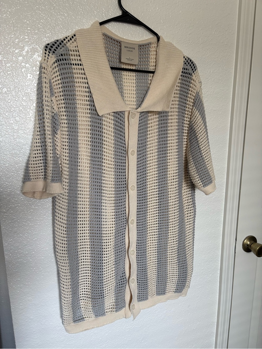 Massive Luxury Open-Knit Cream & Gray Button-Front Cardigan